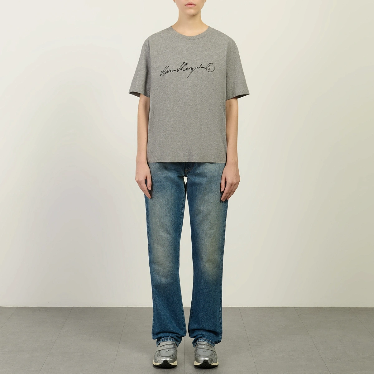 картинка Женская футболка Maison Margiela MM6 Handwritten Print, S52GC0368-M20170-856M от магазина Одежда+