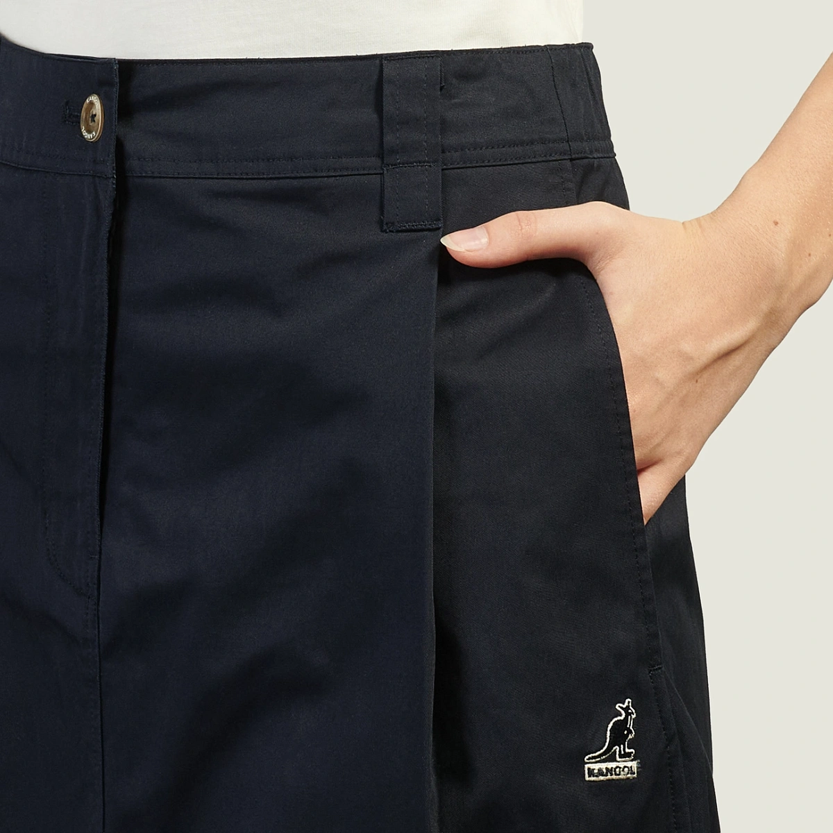 картинка Женская юбка Kangol Tuck, SK8124-NAVY от магазина Одежда+